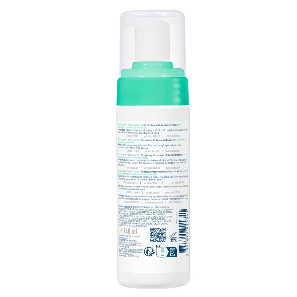 Retro flacone CeraVe Mousse Detergente Riequilibrante. Testo e codice QR.