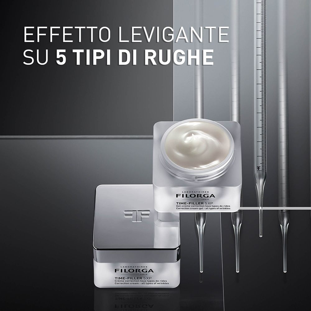 Due vasetti TIME-FILLER 5XP. Testo: EFFETTO LEVIGANTE SU 5 TIPI DI RUGHE. Sfondo: cilindri graduati.