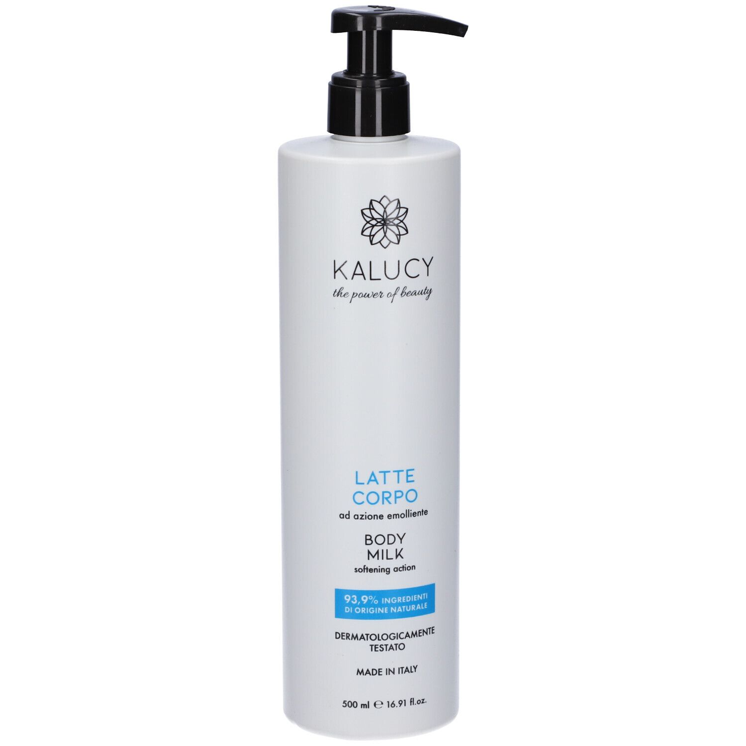Flacone bianco con dosatore nero. Scritta: Kalucy, Latte Corpo, Body Milk. 93,9% ingredienti di origine naturale.