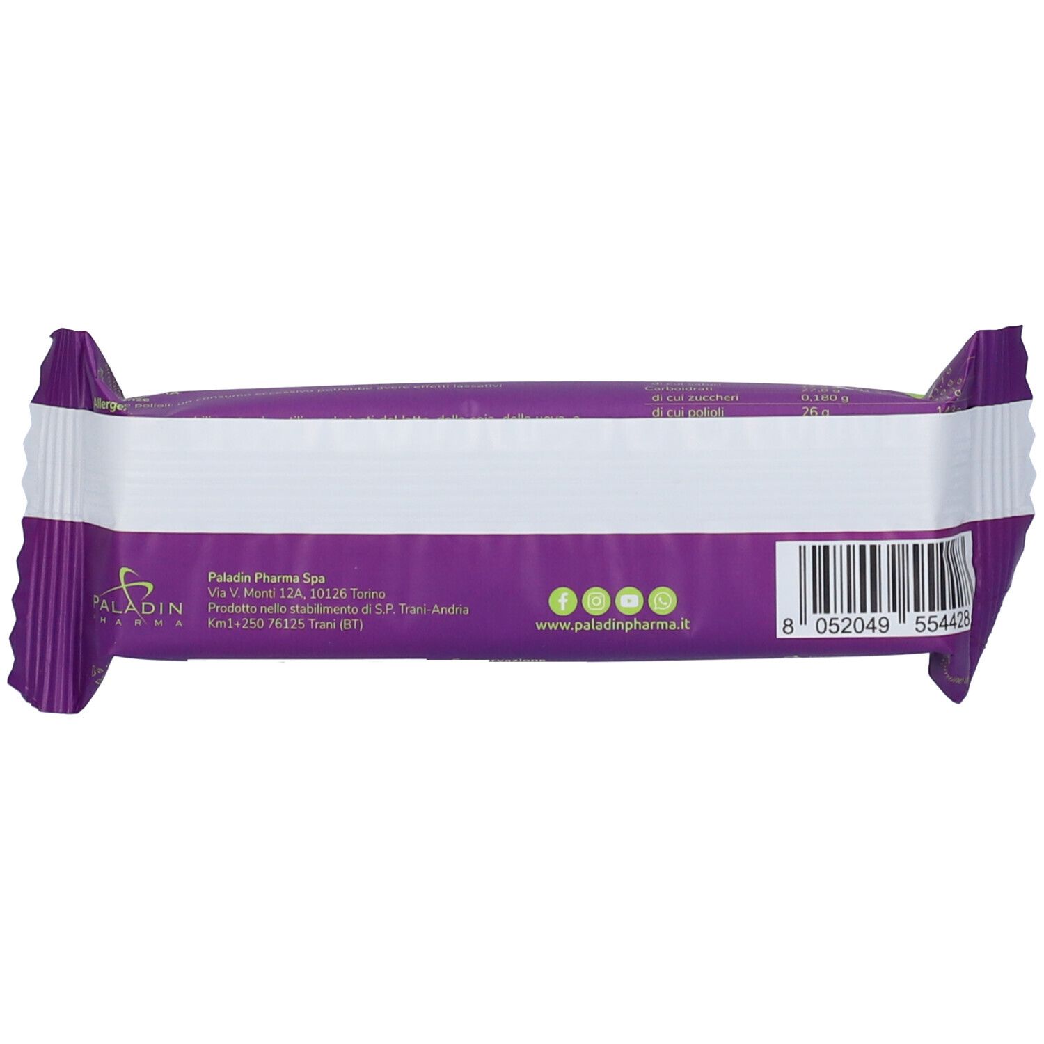 Retro di una confezione di barretta proteica. Viola con testo bianco. Codice a barre e logo aziendale.