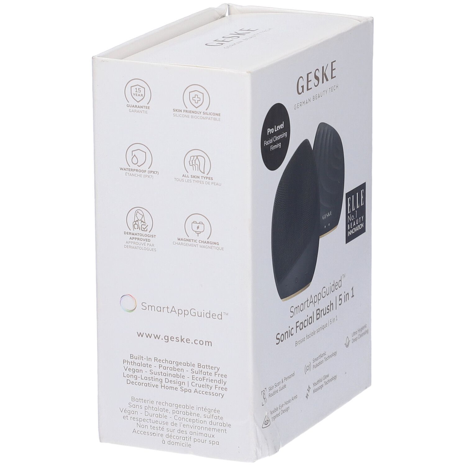 Confezione con spazzola facciale sonica Geske nera. Testo: SmartAppGuided, Geske, www.geske.com, Built-in Rechargeable Battery.