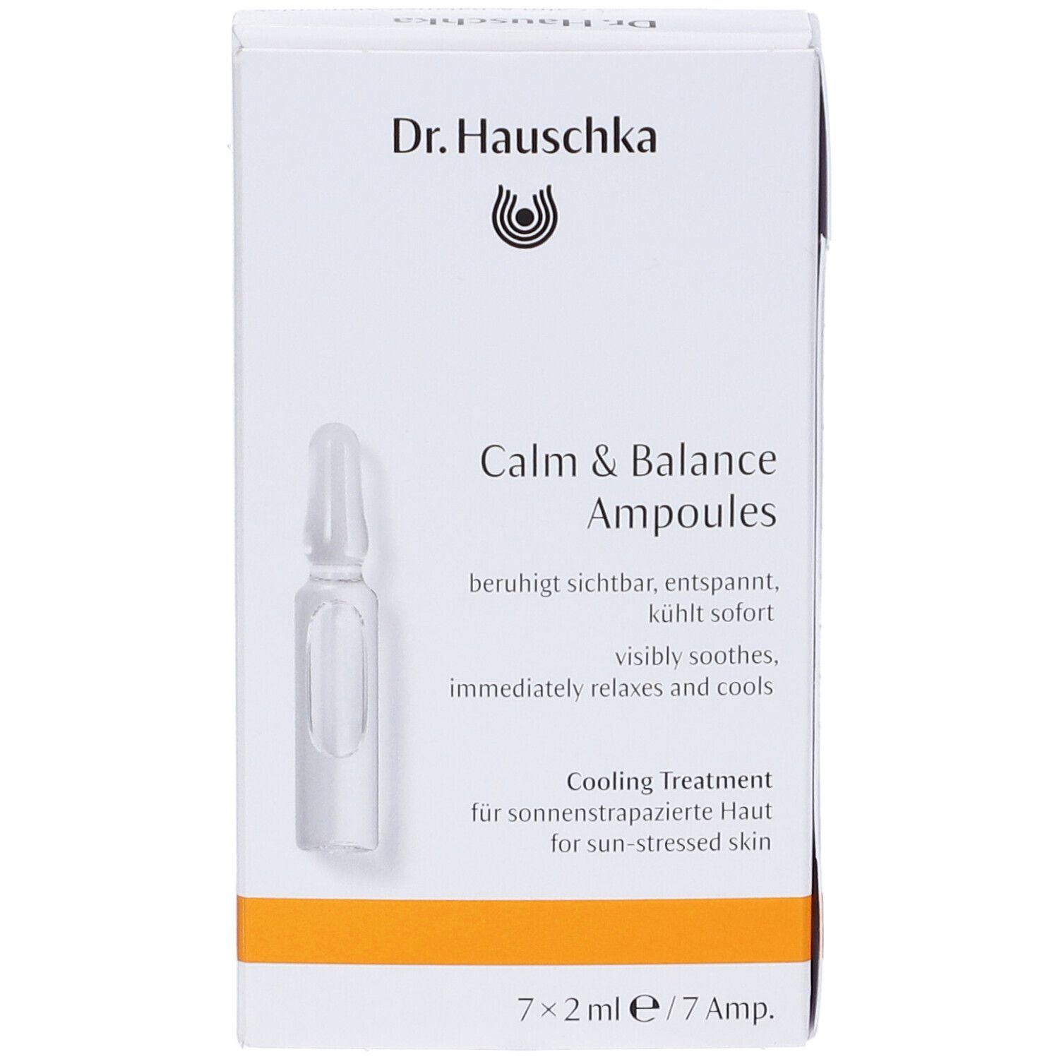Scatola bianca con immagine del prodotto e testo. Contiene 7 fiale. Scritto: Calm & Balance Ampoules, Cooling Treatment.