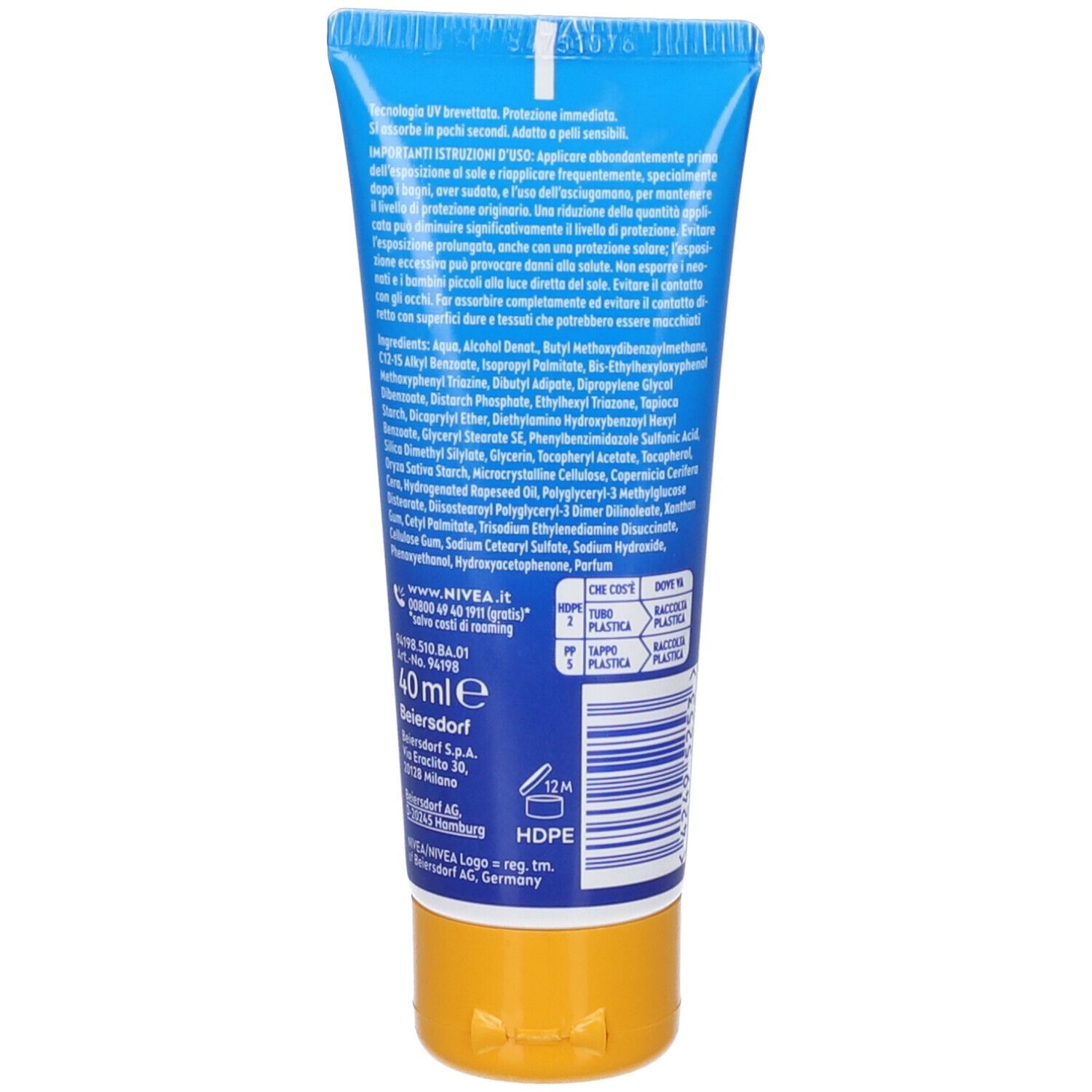 Retro del tubo blu Nivea Sun. Tappo giallo. Testo e ingredienti in più lingue.