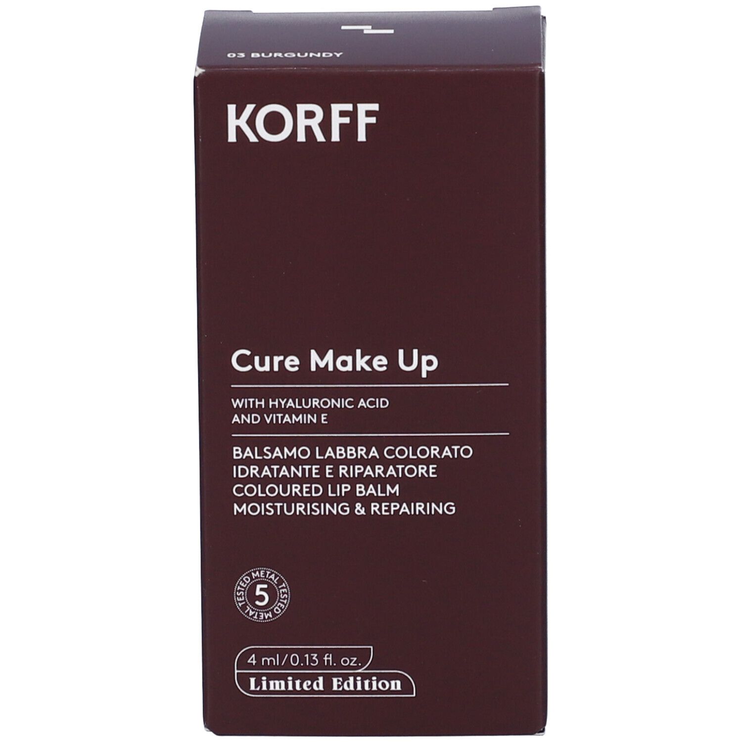 Scatola bordeaux con balsamo labbra KORFF Cure Make Up. Testo e informazioni sul prodotto. 4 ml.