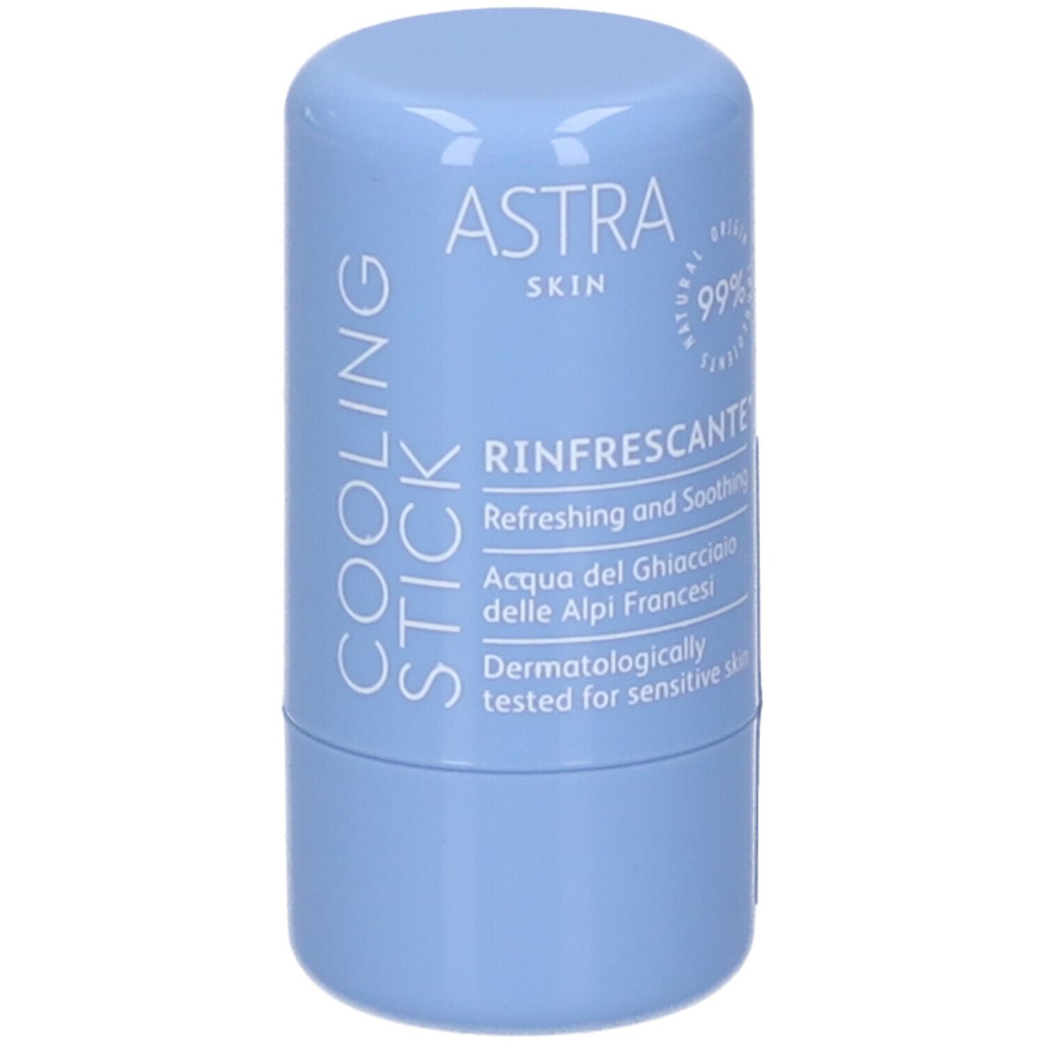 Stick rinfrescante blu. Sul contenitore è scritto ASTRA SKIN COOLING STICK e RINFRESCANTE.