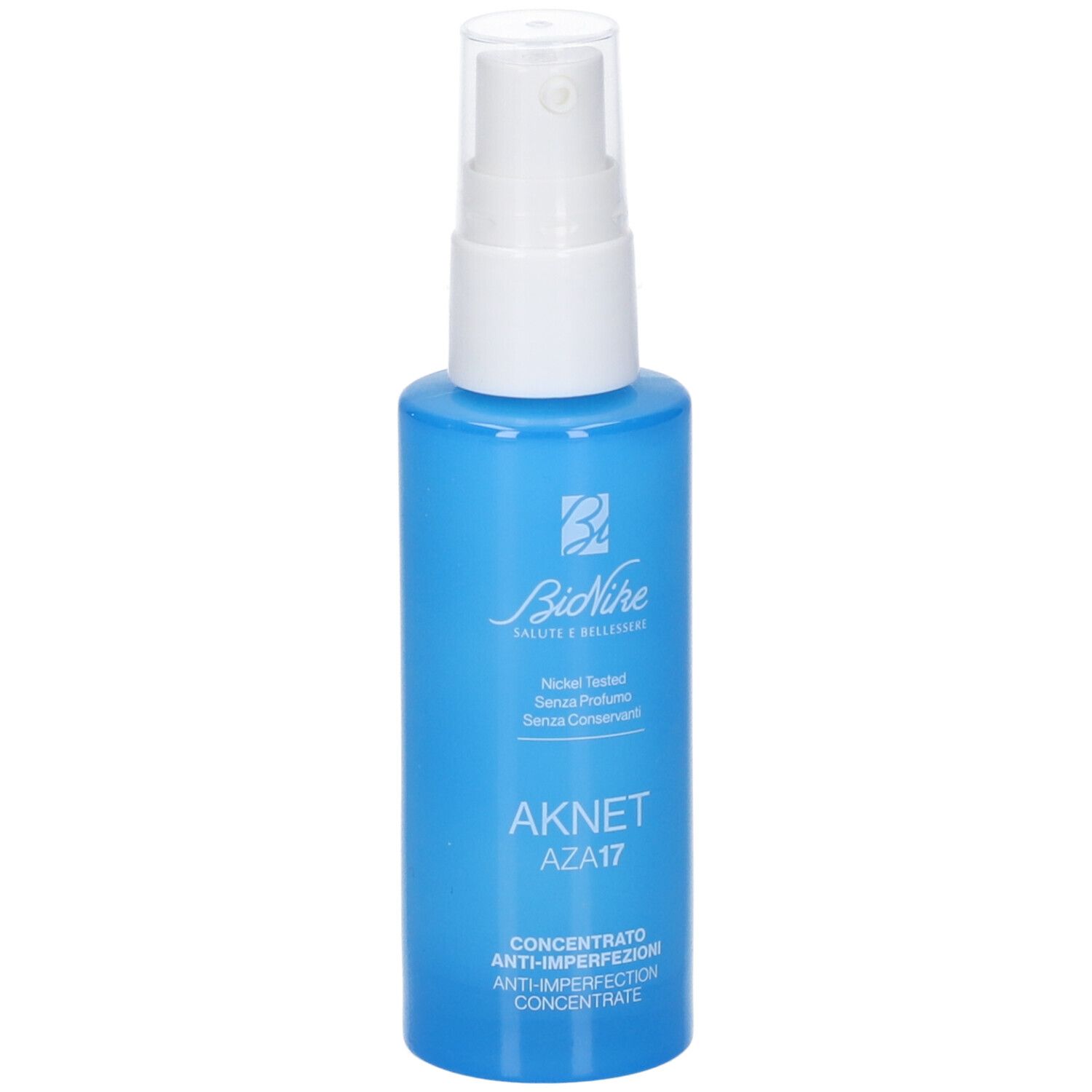 Flacone spray blu con erogatore bianco. Contiene Aknet Aza17 Concentrato Anti Imperfezioni.