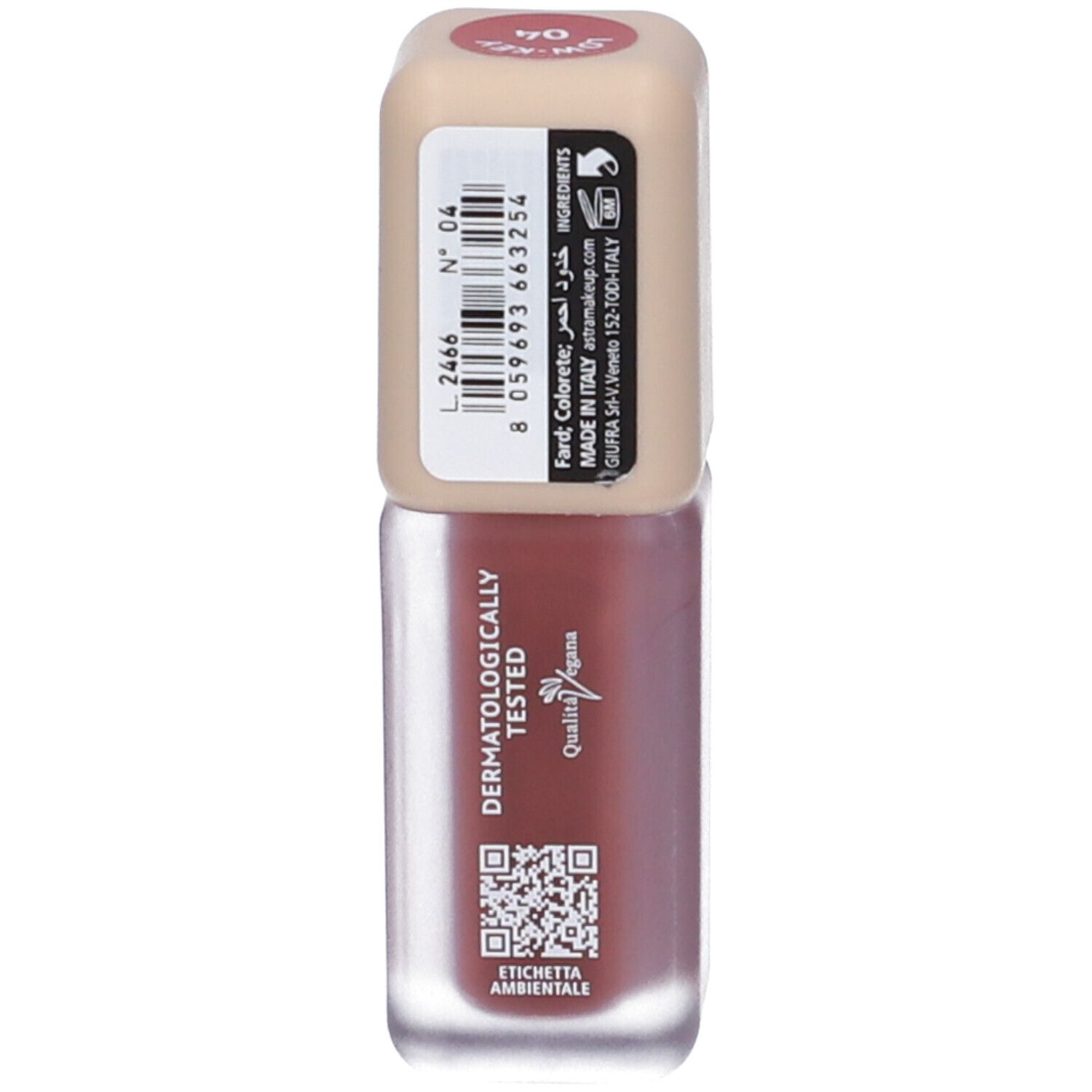 Retro di un blush mousse Astra Make-up con informazioni sul prodotto e codice a barre.