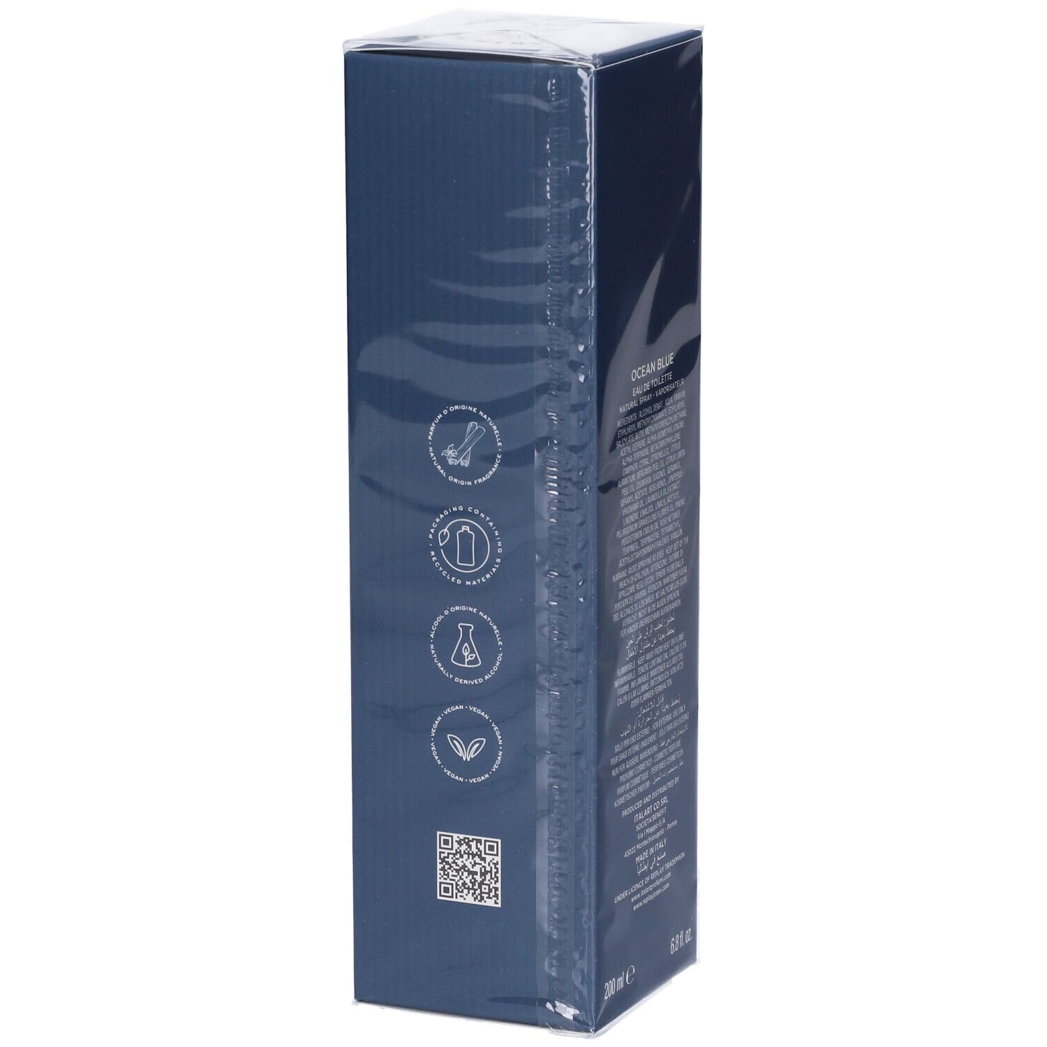 Confezione blu scuro con motivo a onde e simboli. Scritta "OCEAN BLUE".