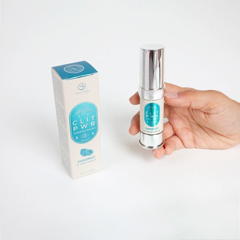 Flacone cilindrico e scatola con testo CLIT PWR Coconut. Flacone tenuto in mano. Sfondo bianco.