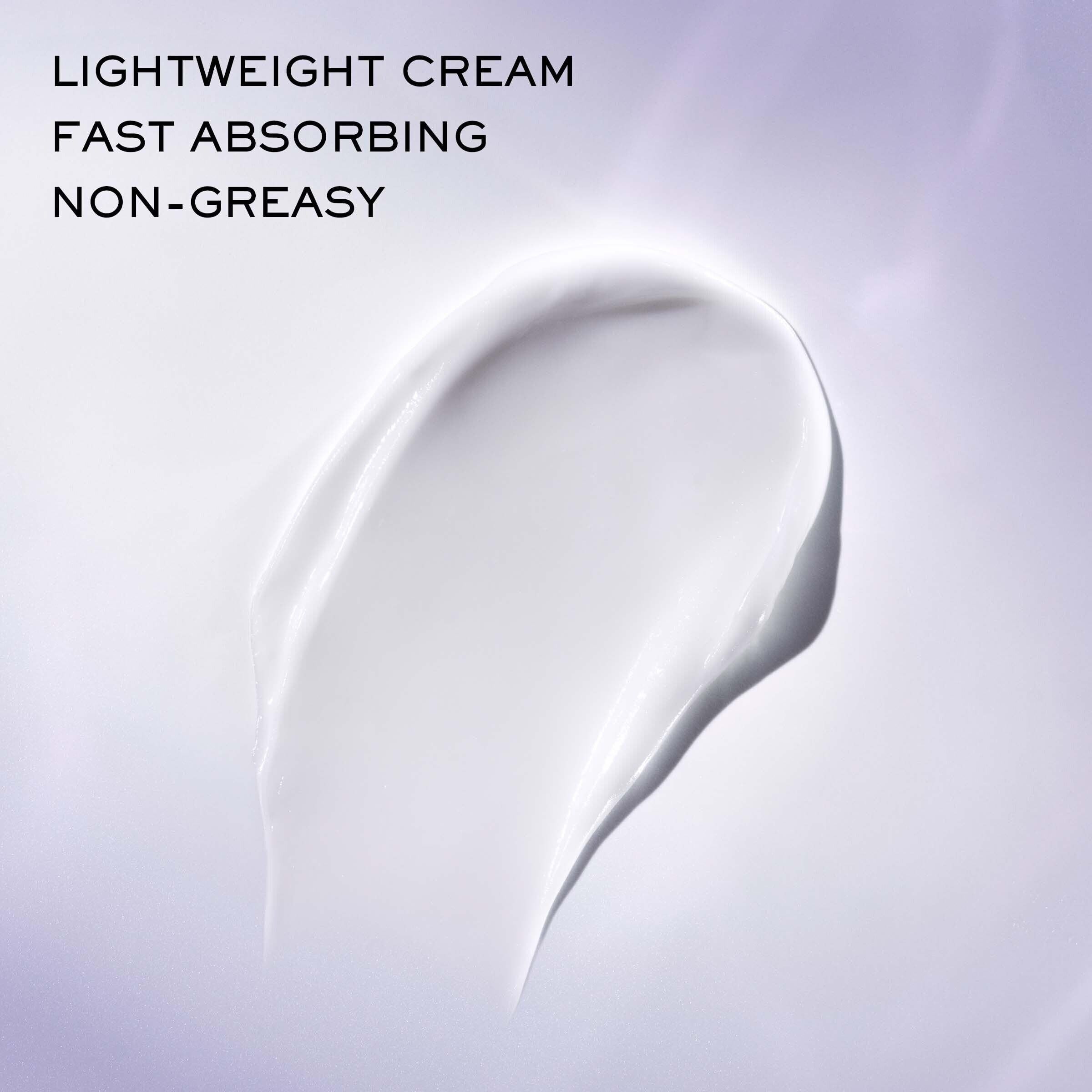 Texture crema. Leggera, assorbimento rapido, non grassa. LANCÔME RÉNERGIE.