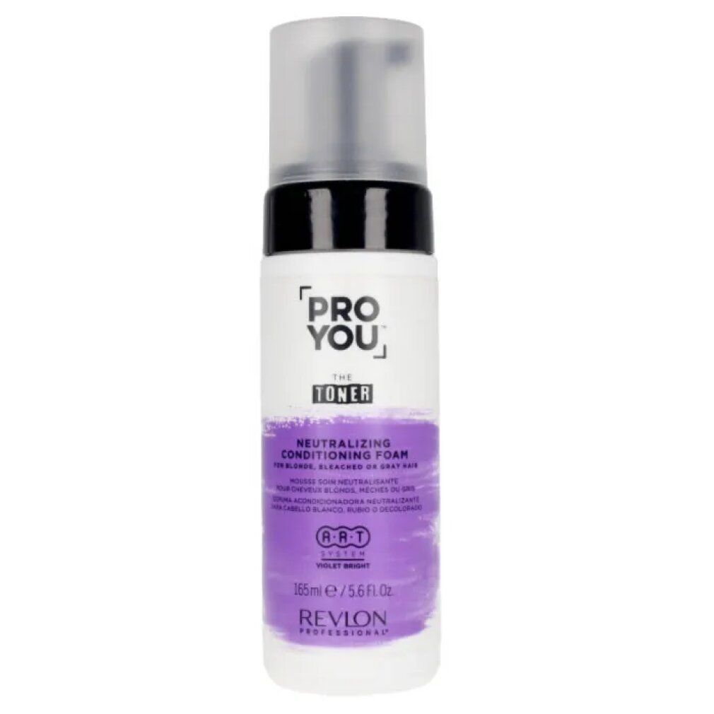 Flacone con etichetta bianca, accenti viola e testo. Contiene "PRO YOU THE TONER". "Neutralizing Conditioning Foam". Marca: Revlon.