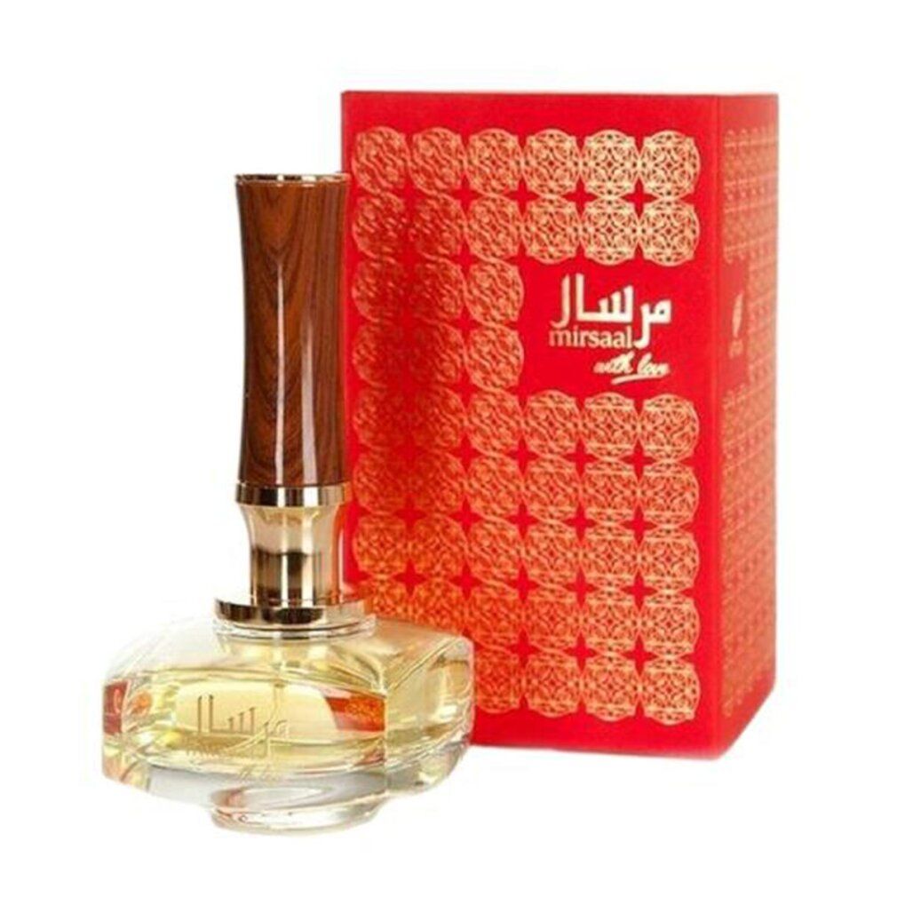 Flacone di profumo con tappo in legno e collo dorato, accanto a scatola rossa. Scrittura araba su flacone e scatola. Motivi dorati.