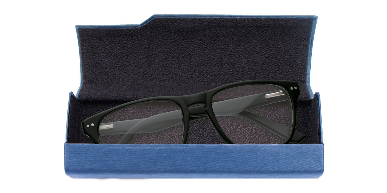 Astuccio rigido blu aperto. Occhiali neri all'interno. Fodera interna blu scuro.