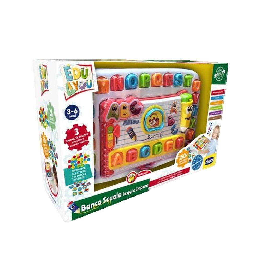 Confezione di Chicco Banco Scuola Leggi e Impara. Include lettere, numeri e simboli. Età: 3-6 anni. Con accessori.