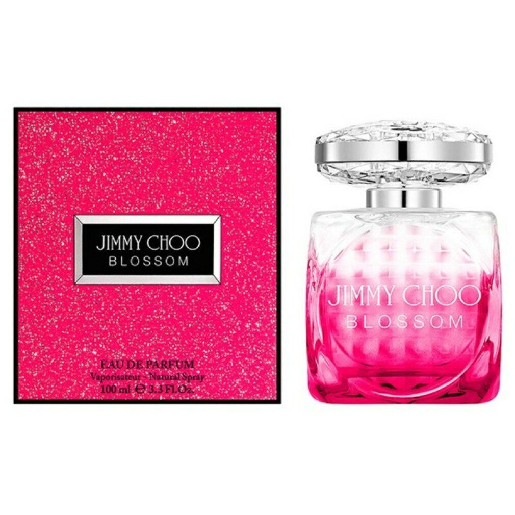 Flacone rosa con tappo argentato e confezione rosa con logo. Scritta: Jimmy Choo Blossom.