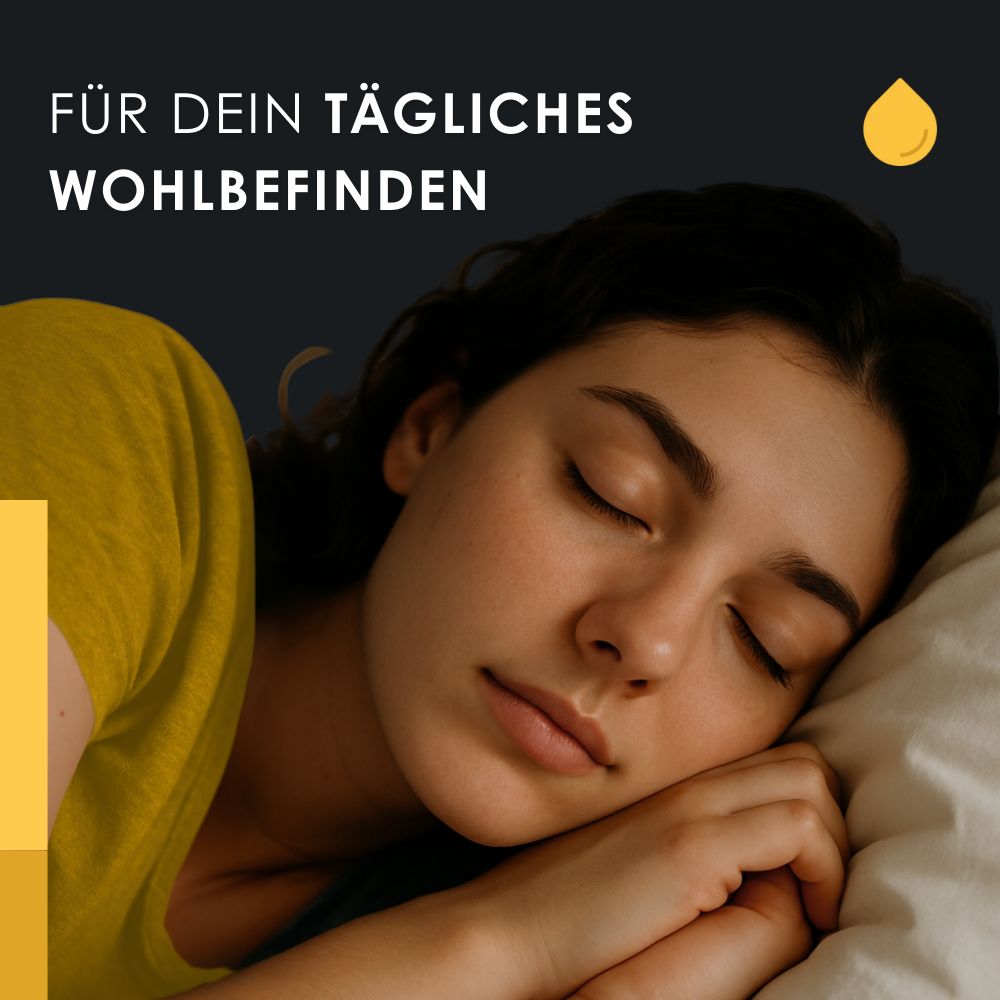 Una donna dorme su un cuscino. Sfondo giallo con testo: Per il tuo benessere quotidiano.