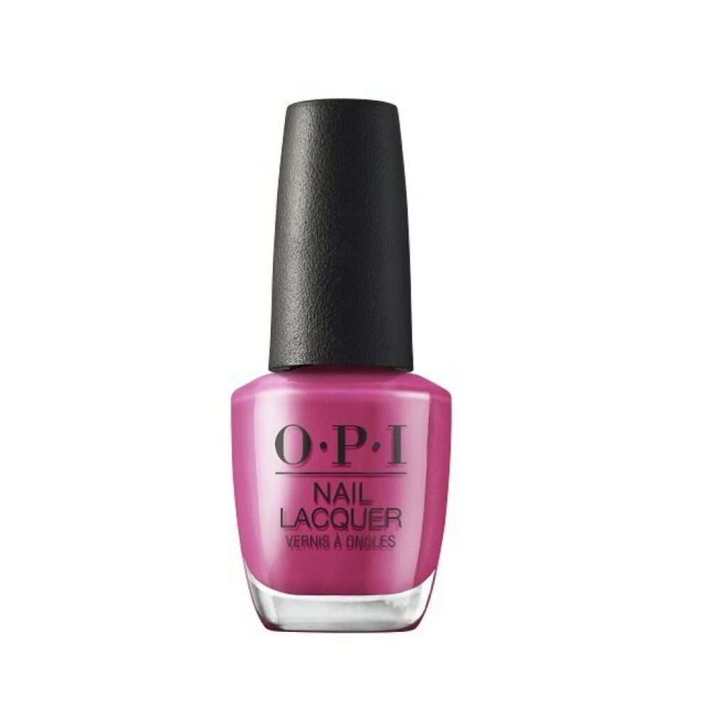 Smalto rosa in un flacone con tappo nero. OPI Nail Lacquer.