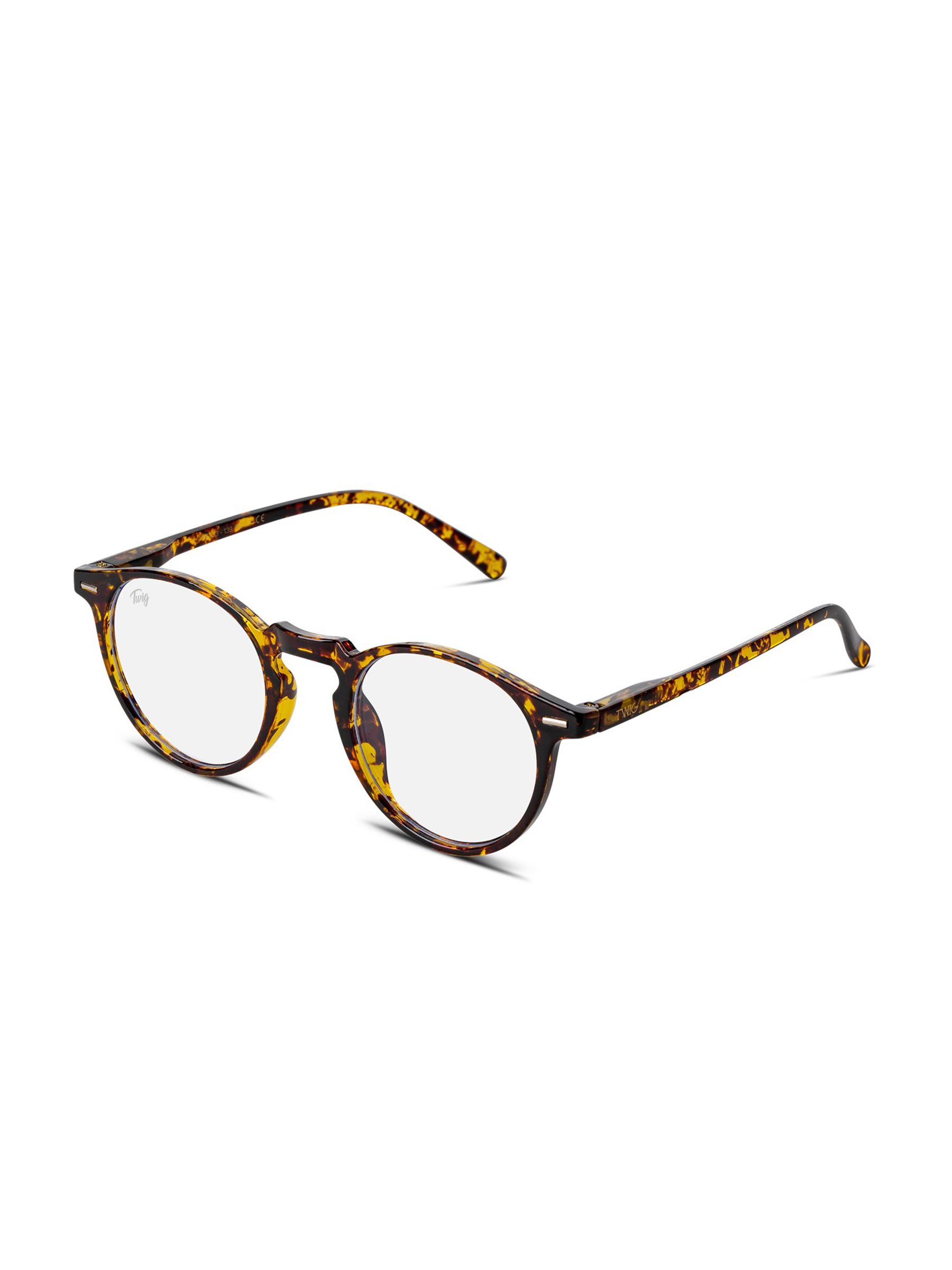 Occhiali con motivo leopardato marrone, lenti rotonde. Aste nere. Logo Twig. Vista prospettica.