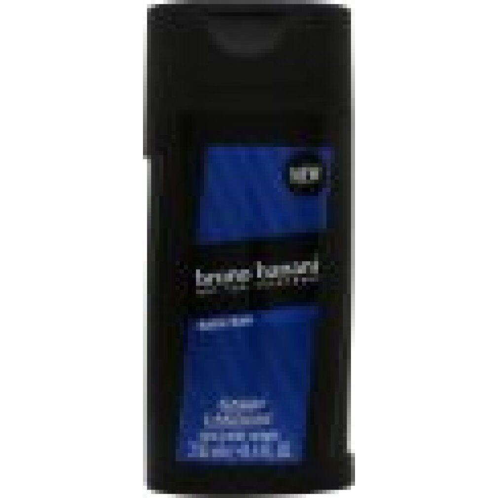 Flacone nero con etichetta blu. Testo "Bruno Banani" e "Magic Man".