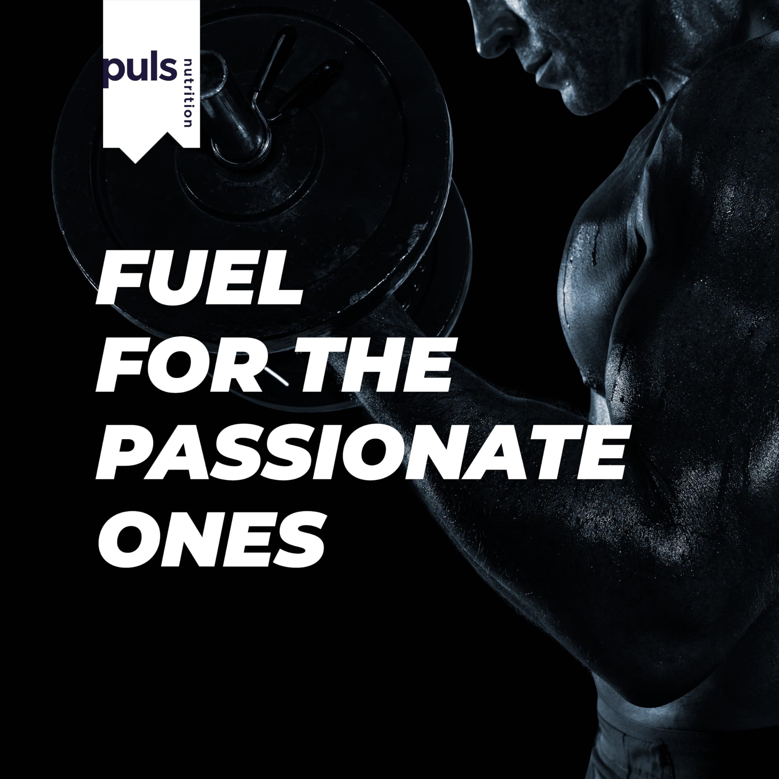 Uomo muscoloso che solleva un peso. Logo Puls Nutrition. Testo: Fuel for the passionate ones.