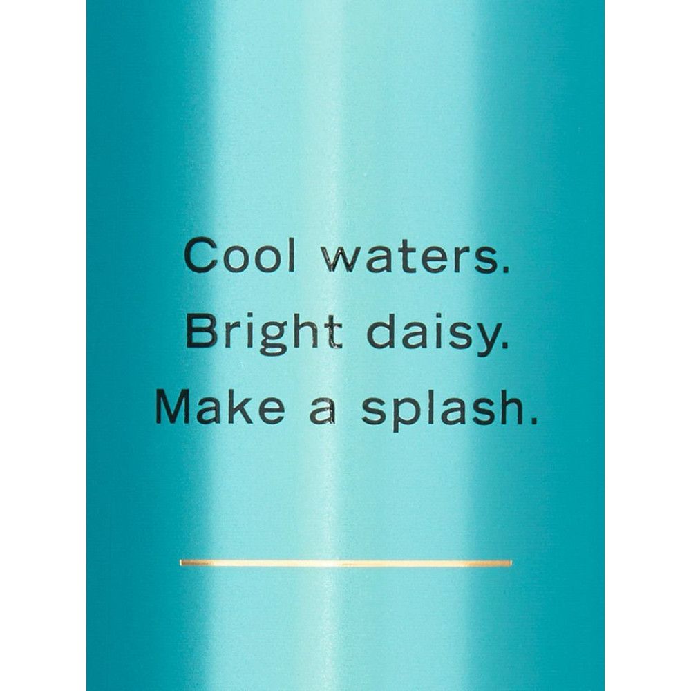 Testo su sfondo blu: Cool waters. Bright daisy. Make a splash.