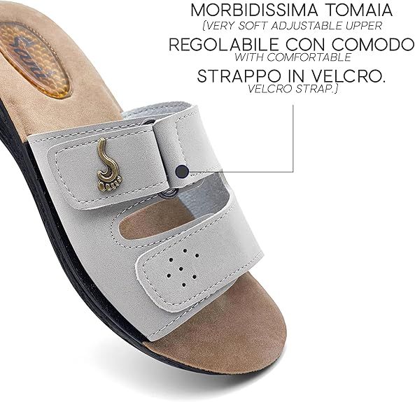Sandalo grigio chiaro con doppia chiusura a strappo. Testo: "MORBIDA TOMAIA", "REGOLABILE CON COMODO STRAPPO IN VELCRO".