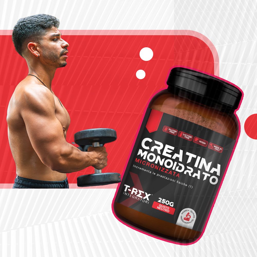 Uomo con manubrio e barattolo di Creatina Monoidrato. Scritta: Creatina Monoidrato Micronizzata, 250g, T-Rex Integratori. Aumenta le prestazioni fisiche.