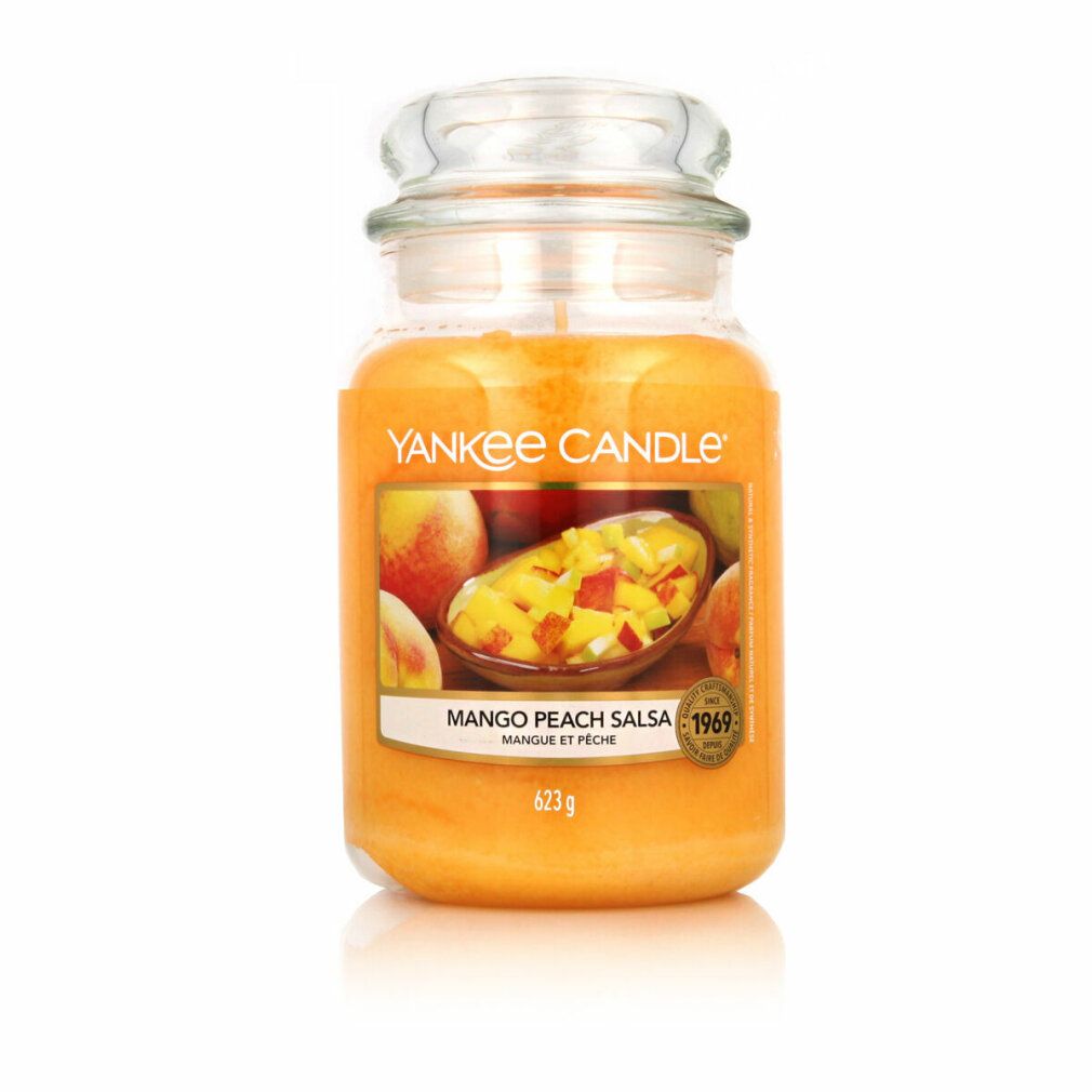 Candela profumata Mango Peach Salsa in vaso con coperchio. Etichetta con frutta. Marchio: Yankee Candle.