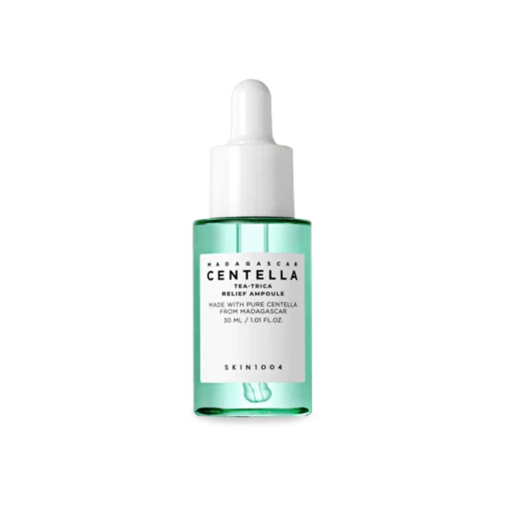 Piccolo flacone in vetro verde con contagocce, SKIN1004 Centella Tea-Trica Relief Ampoule, 30ml.