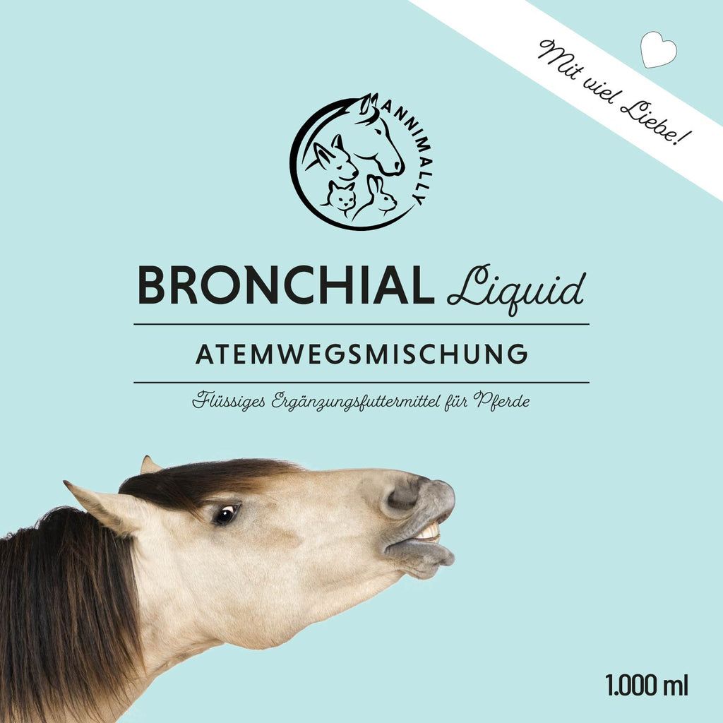 Etichetta del prodotto con logo e testo: Bronchial Liquid, miscela per le vie respiratorie. Illustrazione di testa di cavallo. Sfondo azzurro.