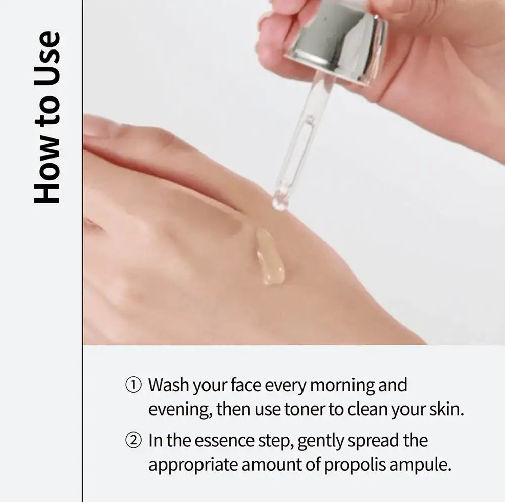 Mani che usano una fiala CNP Laboratory Propolis Energy Active. Gocce sulla pelle. Testo: Come usare.