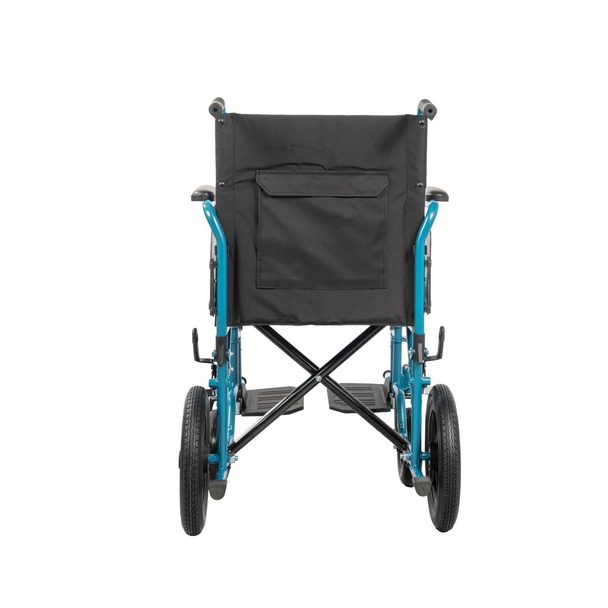 Sedia a rotelle vista da dietro. Seduta nera, telaio blu. Ruote e poggiapiedi visibili.