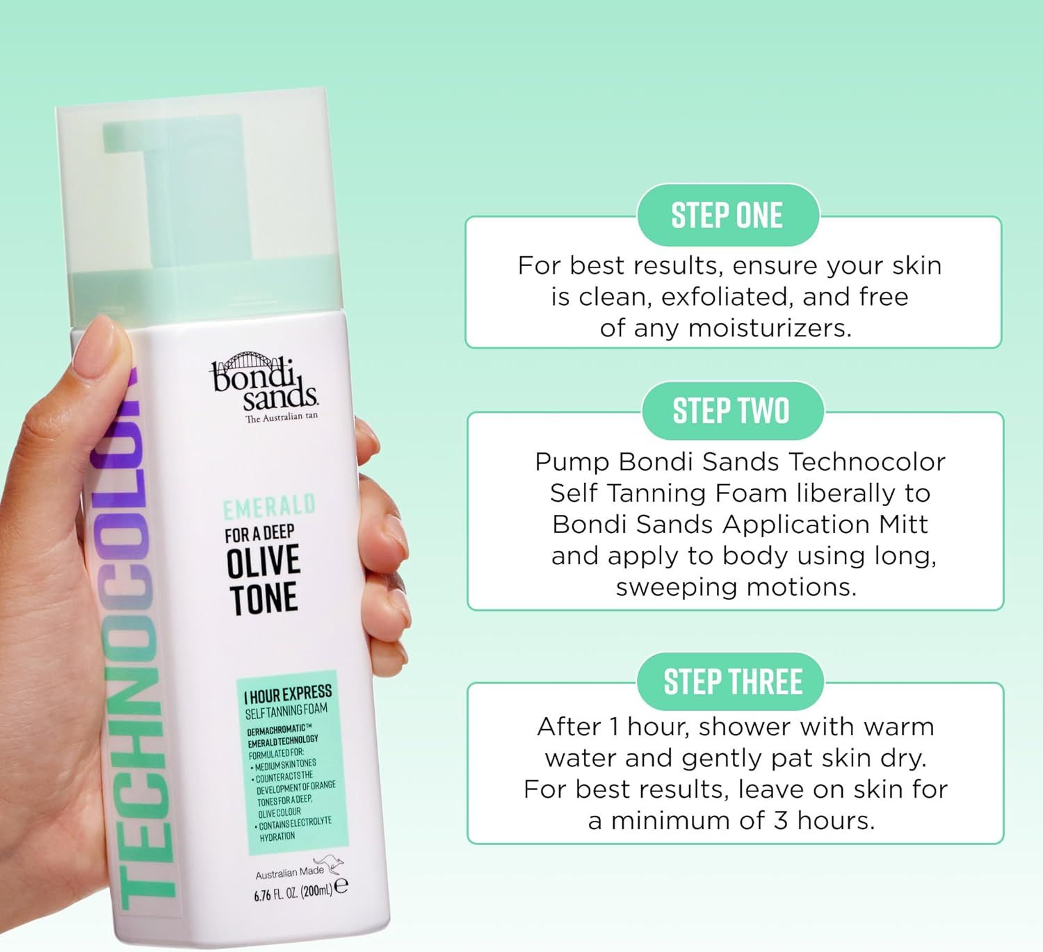 Schiuma autoabbronzante Bondi Sands. Istruzioni in inglese. Testo: Emerald per un tono oliva intenso. 3 passaggi.