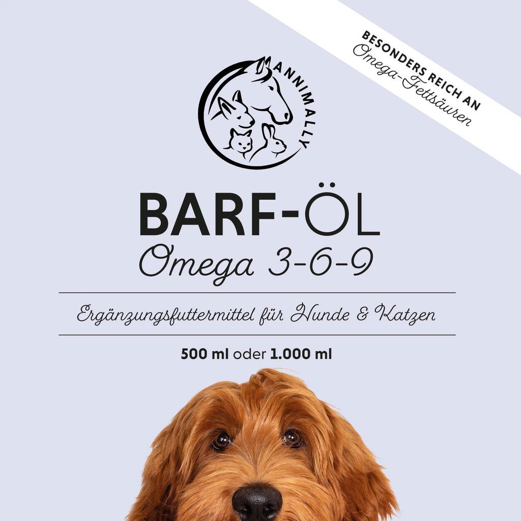 Etichetta con testo "BARF-Öl Omega 3-6-9". Contiene "Alimento complementare per cani e gatti". Disponibile in 500 ml o 1.000 ml. Immagine di cane in basso.