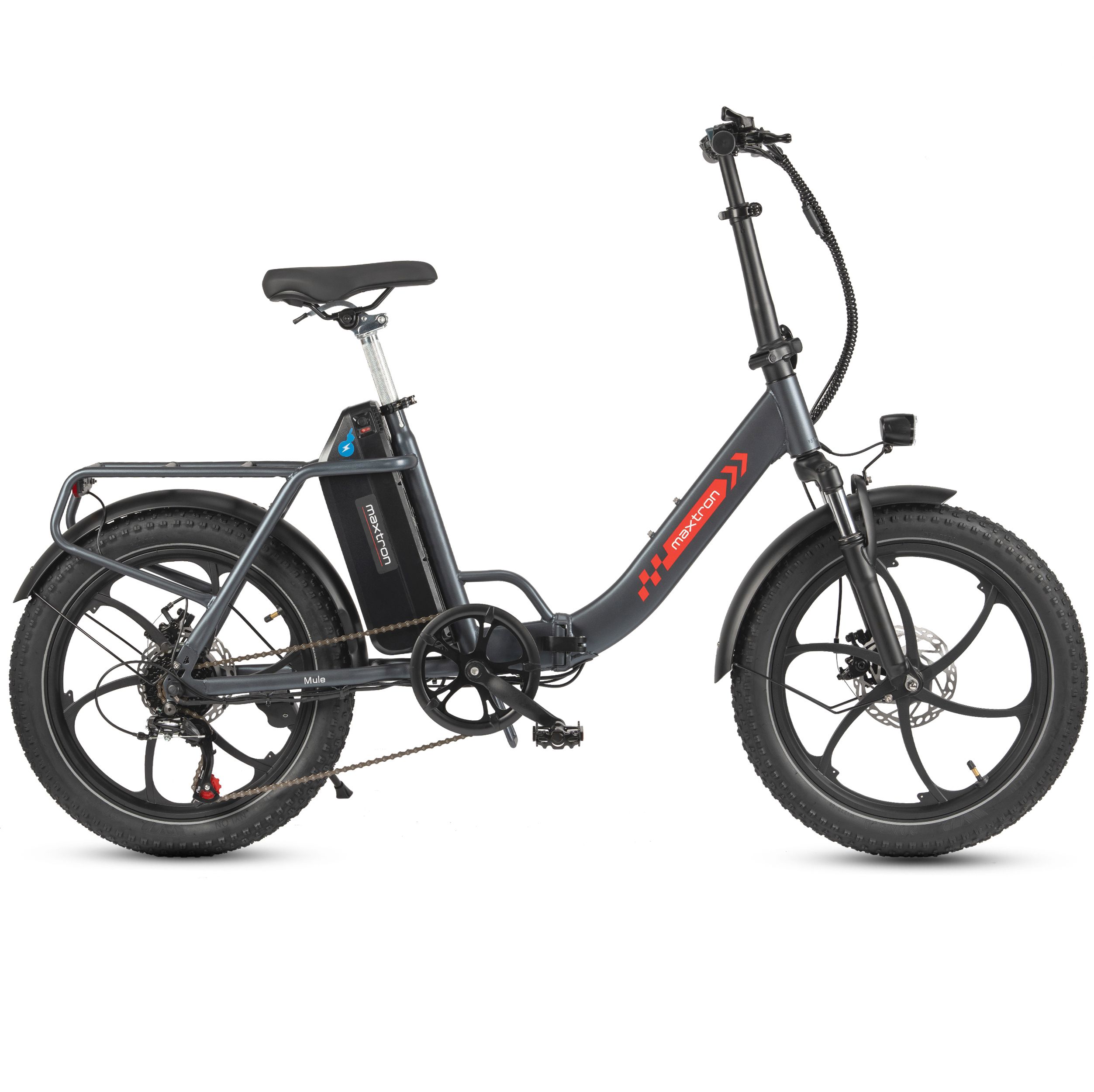 Bicicletta elettrica pieghevole grigia. Pneumatici e sella neri. Batteria e portapacchi. Logo Maxtron.