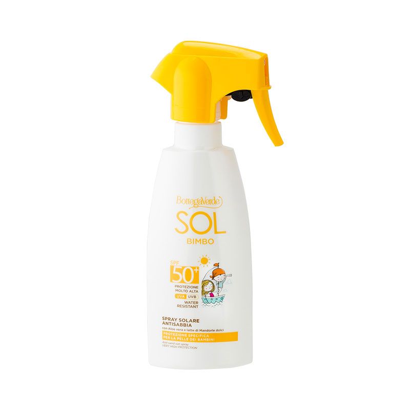 Flacone bianco con erogatore giallo. Scritta SOL BIMBO SPF50+. Illustrazione di un bambino in spiaggia. Spray solare.