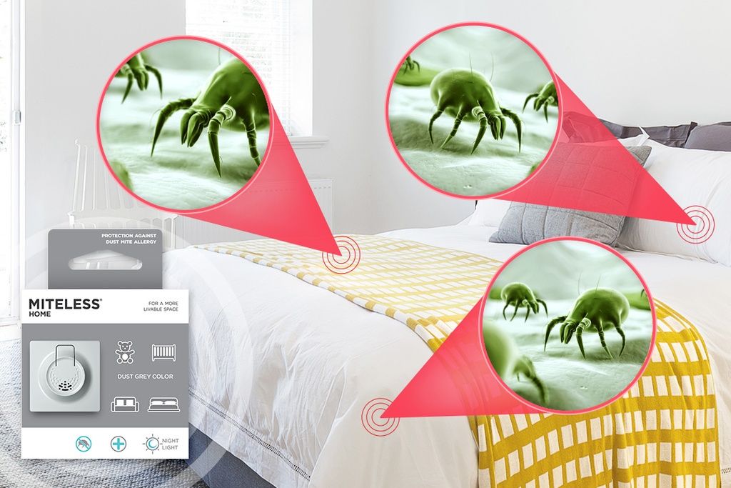 Letto con acari, ingranditi. Confezione del prodotto anti-acaro nell'immagine.