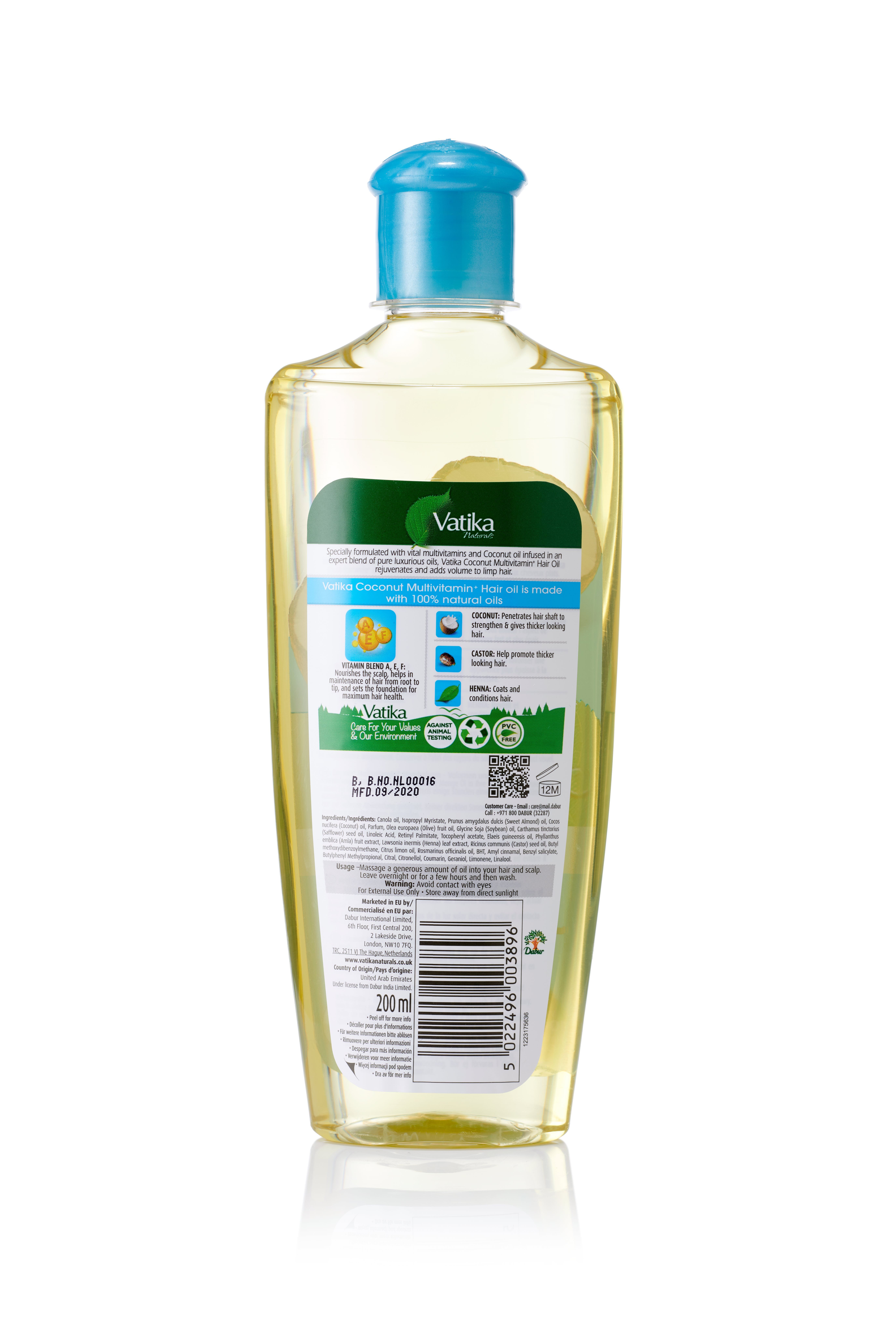 Retro del flacone di olio per capelli Vatika Naturals. Scritte e loghi. Contiene informazioni sugli ingredienti e sul produttore. 200 ml.