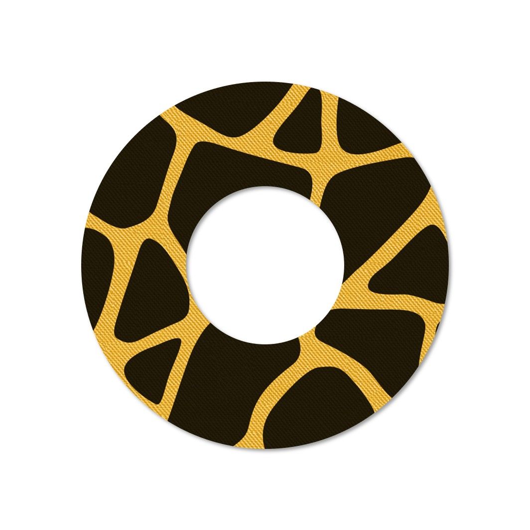 Anello di fissaggio rotondo con motivo giraffa giallo-marrone e apertura centrale. Su sfondo bianco.