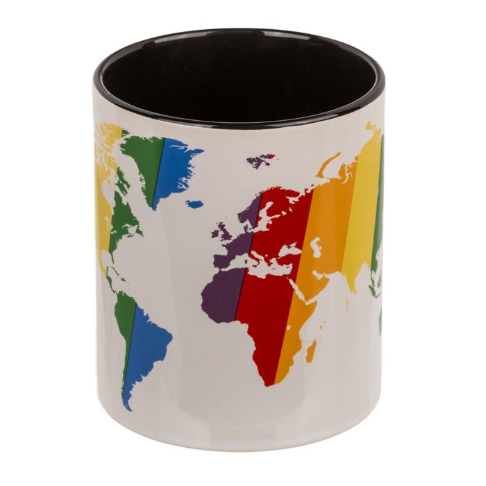 Tazza con mappa del mondo colorata e manico nero. Interno nero. Senza confezione.