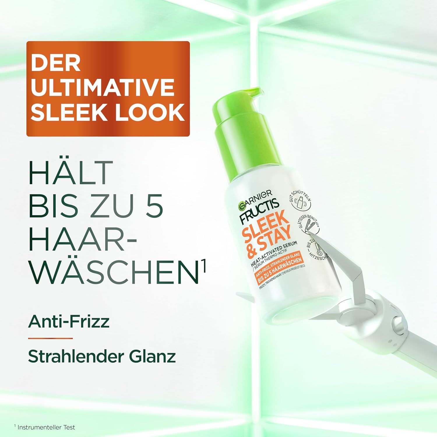 Garnier Fructis Sleek & Stay Siero. Flacone bianco con erogatore verde. Testo: Dura fino a 5 lavaggi, anti-crespo.