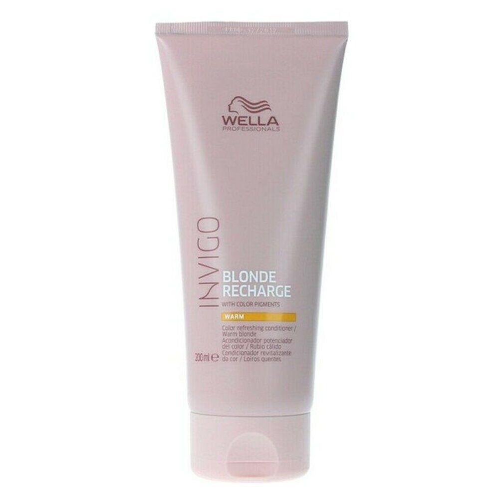 Tubo rosa Wella Invigo Blonde Recharge. Testo: Warm, 200ml.