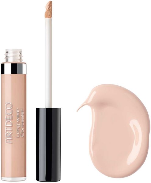 Flacone correttore Artdeco Long-Wear, applicatore e swatch.