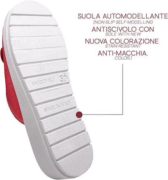 Sottopiede di un sandalo rosso. Suola antiscivolo, taglia 37, Made in Italy.