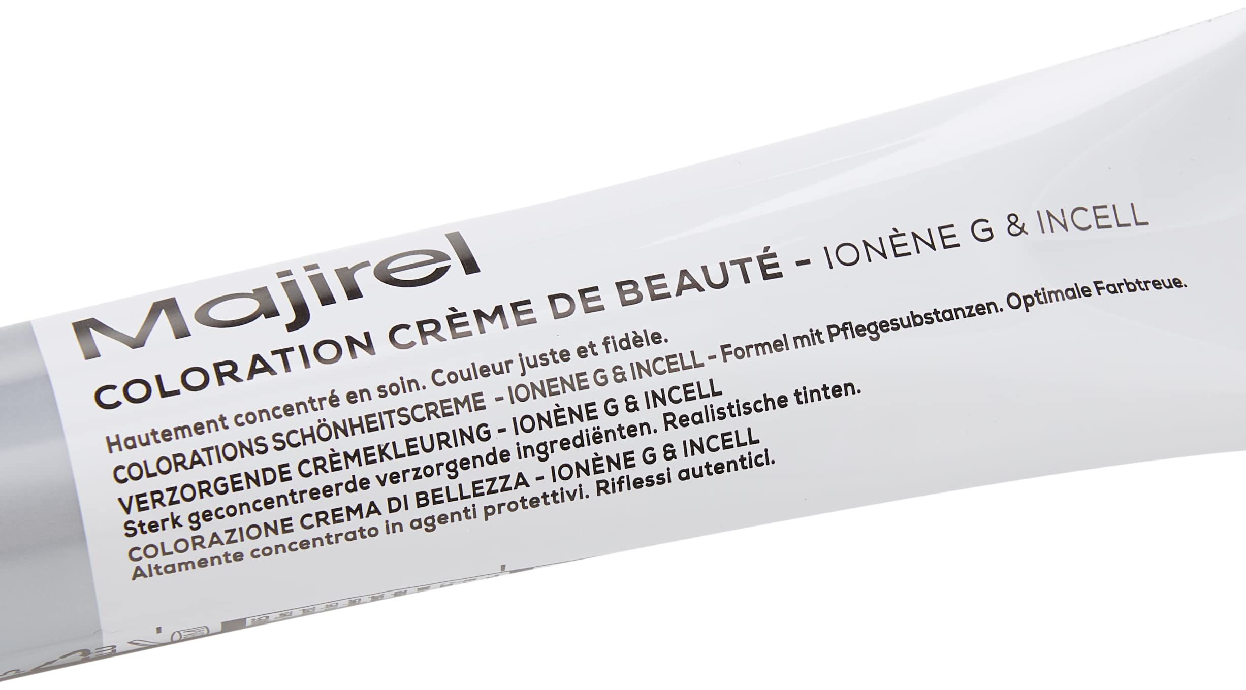 Primo piano del tubo Majirel Coloration Crème de Beauté L'Oréal. Testo e logo. Sfondo bianco.