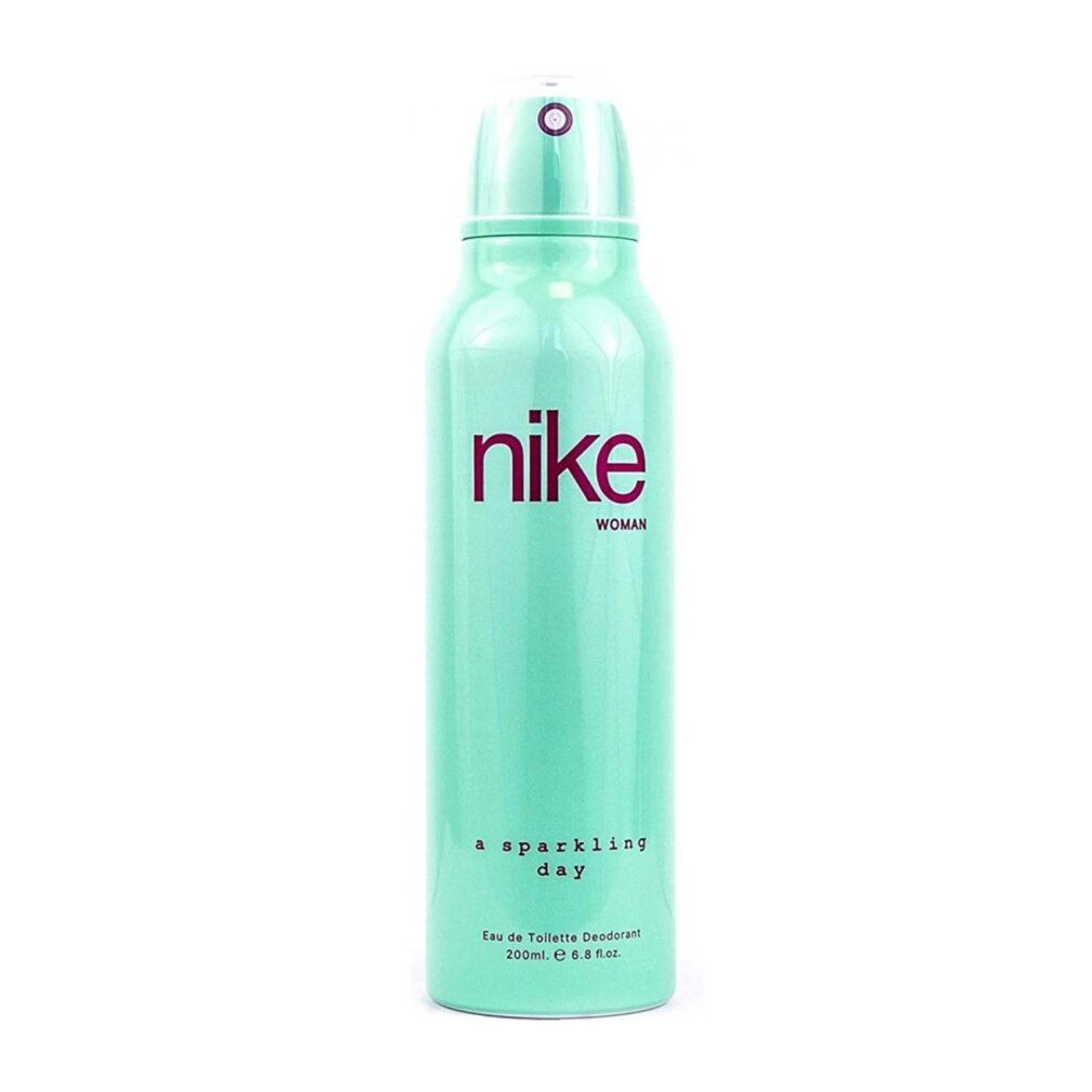Deodorante spray turchese Nike. Scritta "nike" e "woman" in rosa. Scritta "a sparkling day".