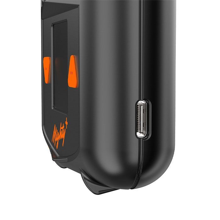 Vista ravvicinata del vaporizzatore MIGHTY+ che mostra la porta di ricarica USB-C laterale.