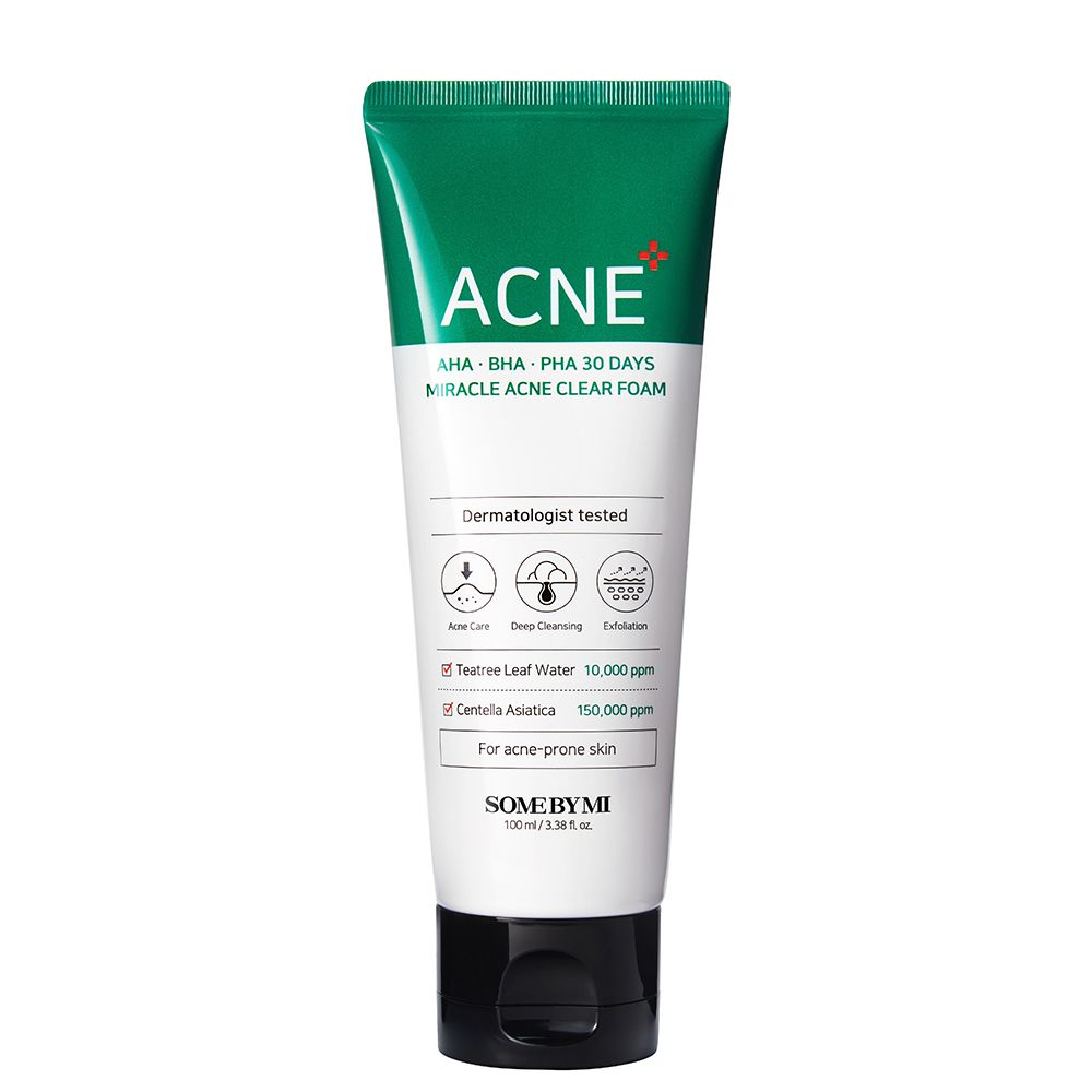 Tubo SOMEBYMI AHA-BHA-PHA Miracle Acne Clear Foam. Testato dermatologicamente. Per pelli a tendenza acneica.