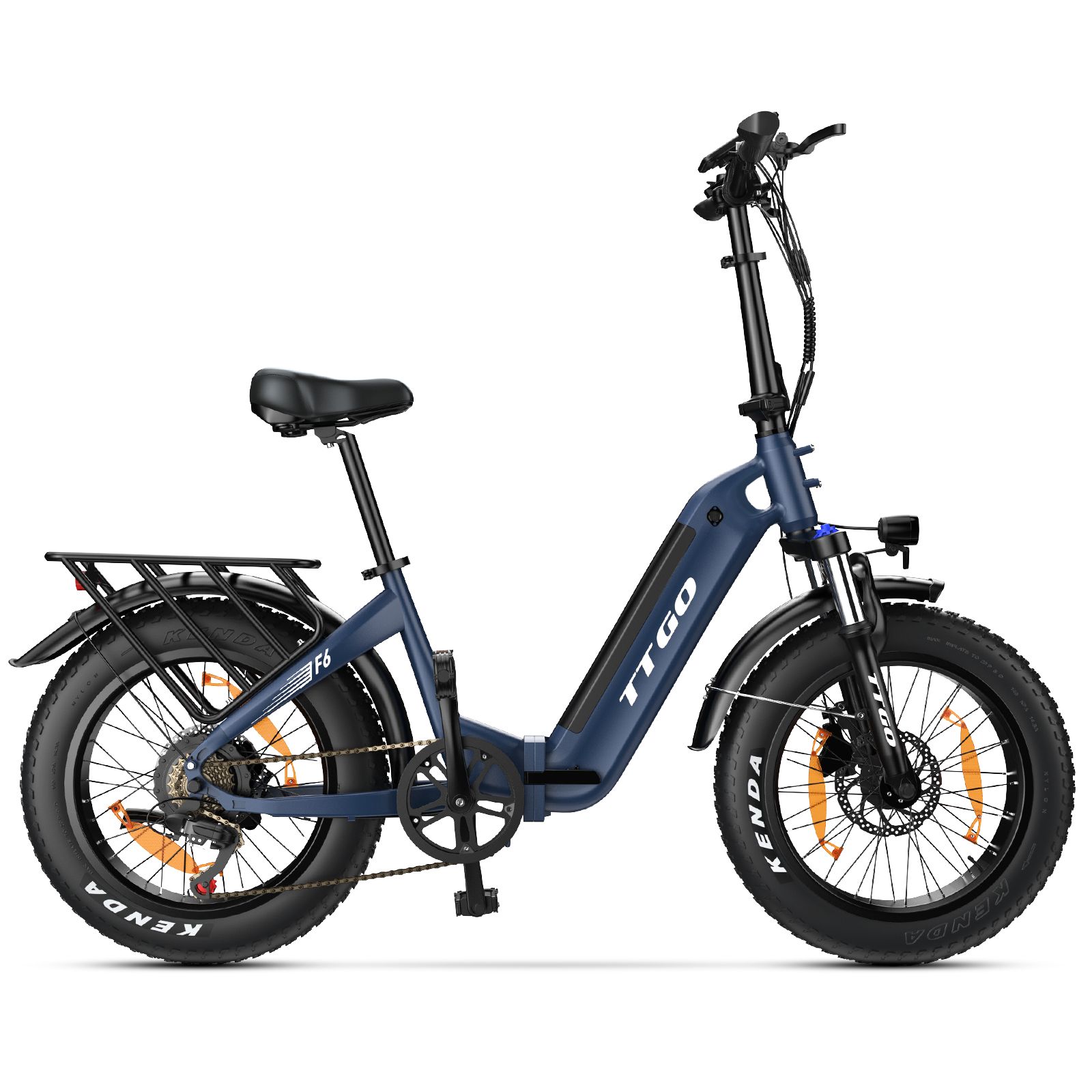 E-bike pieghevole blu scuro. Pneumatici neri Kenda. Portapacchi, sella, parafanghi. Logo TTGO.