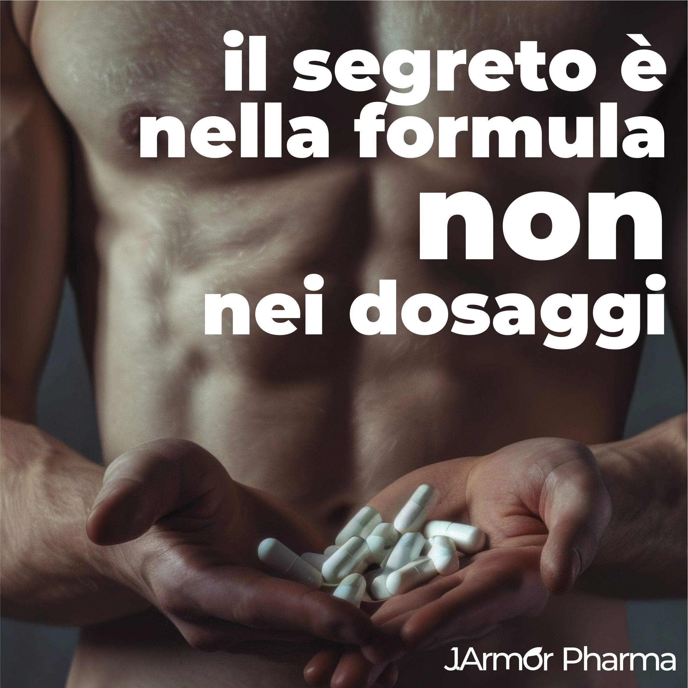 Mani che tengono diverse capsule. Diverse capsule bianche nelle mani.